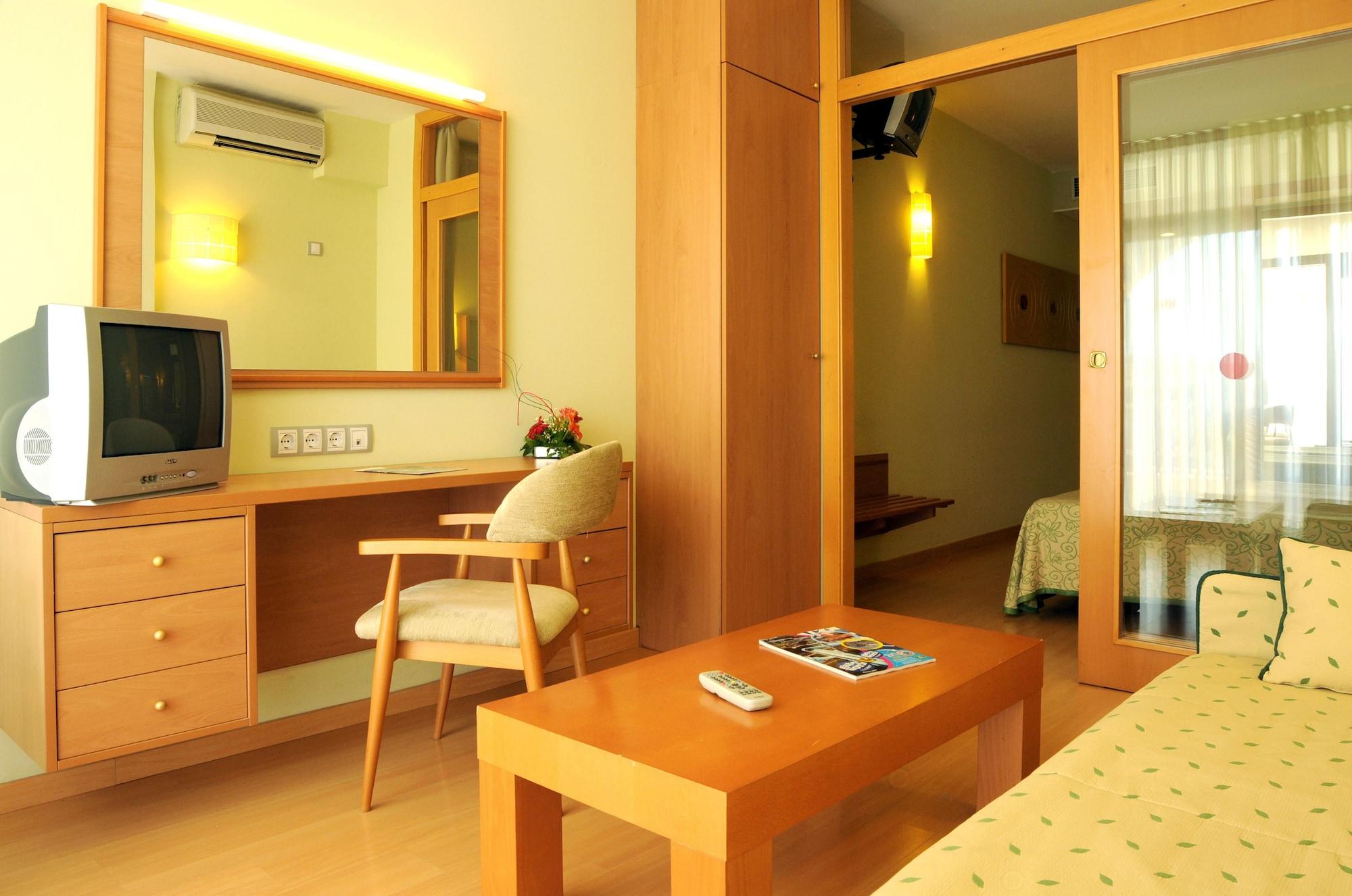 Evenia Olympic Suites Lloret de Mar Eksteriør bilde