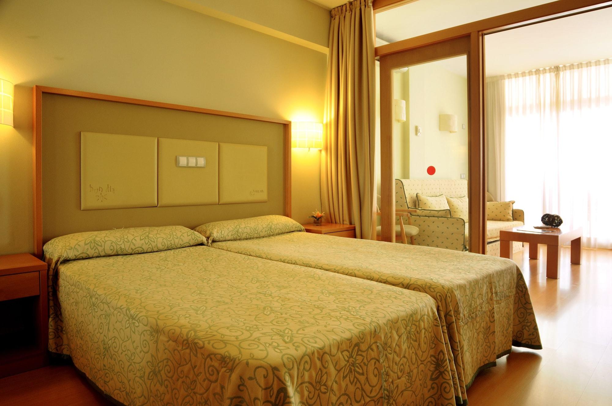 Evenia Olympic Suites Lloret de Mar Eksteriør bilde