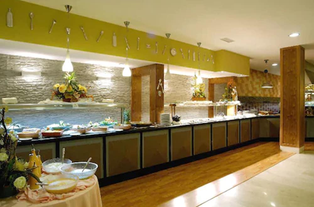 Evenia Olympic Suites Lloret de Mar Eksteriør bilde